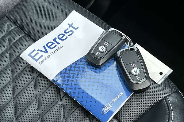 2024 Ford Everest Platinum 3.0L thumb-22