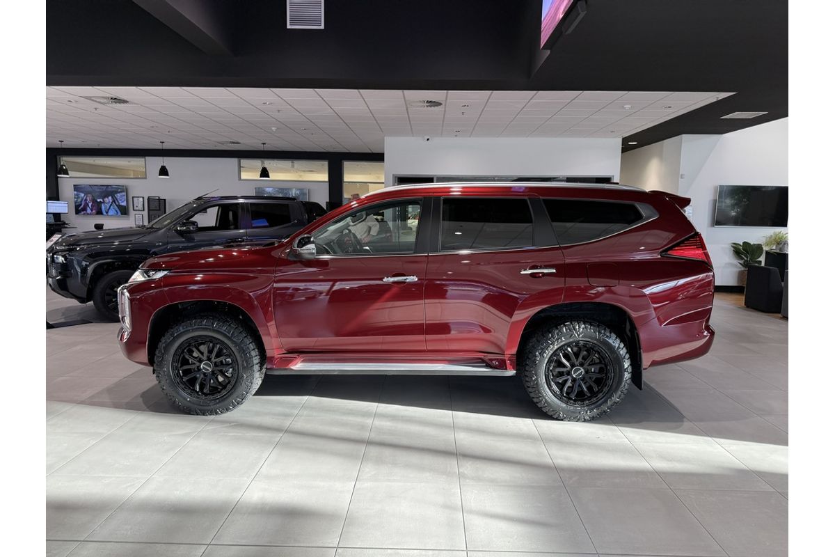 2025 Mitsubishi QG Pajero Sport EXCEED 2.4D 8AT 4WD 7S