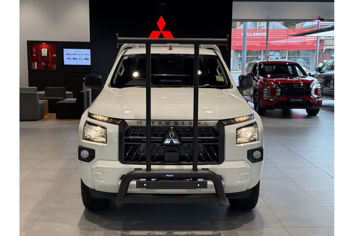 2026 Mitsubishi MV Triton GLX 2.4L D 6AT 4X4 CC CC 2026 Mitsubishi MV Triton GLX 2.4L D 6AT 4X4 CC CC