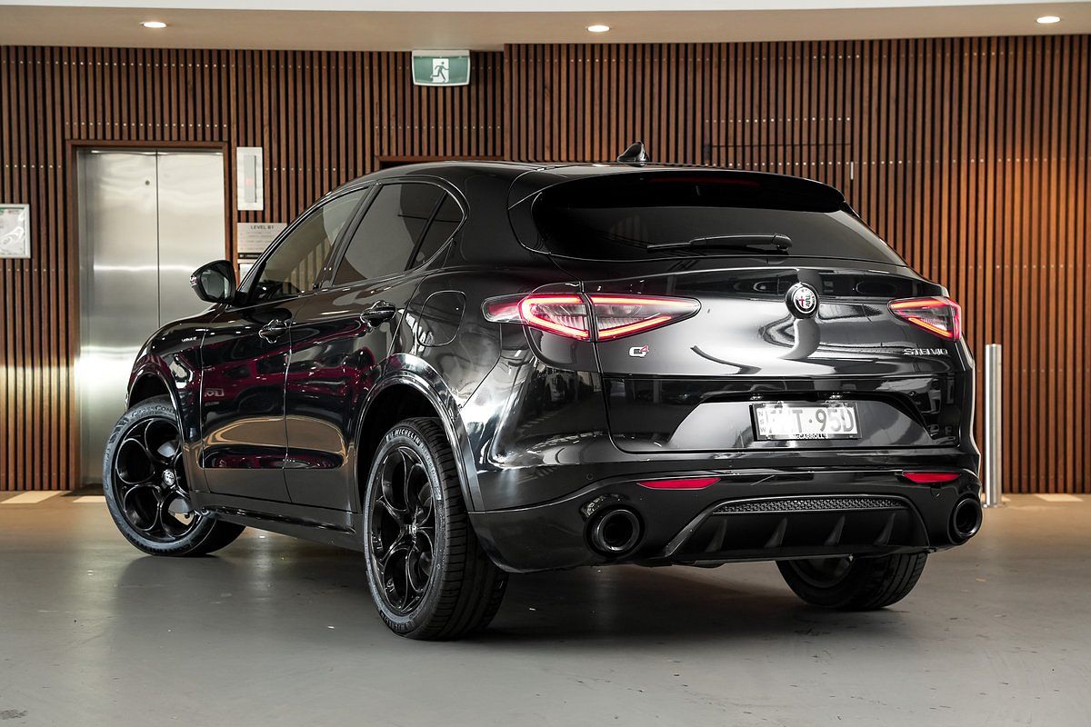 2023 Alfa Romeo Stelvio Veloce Series 4