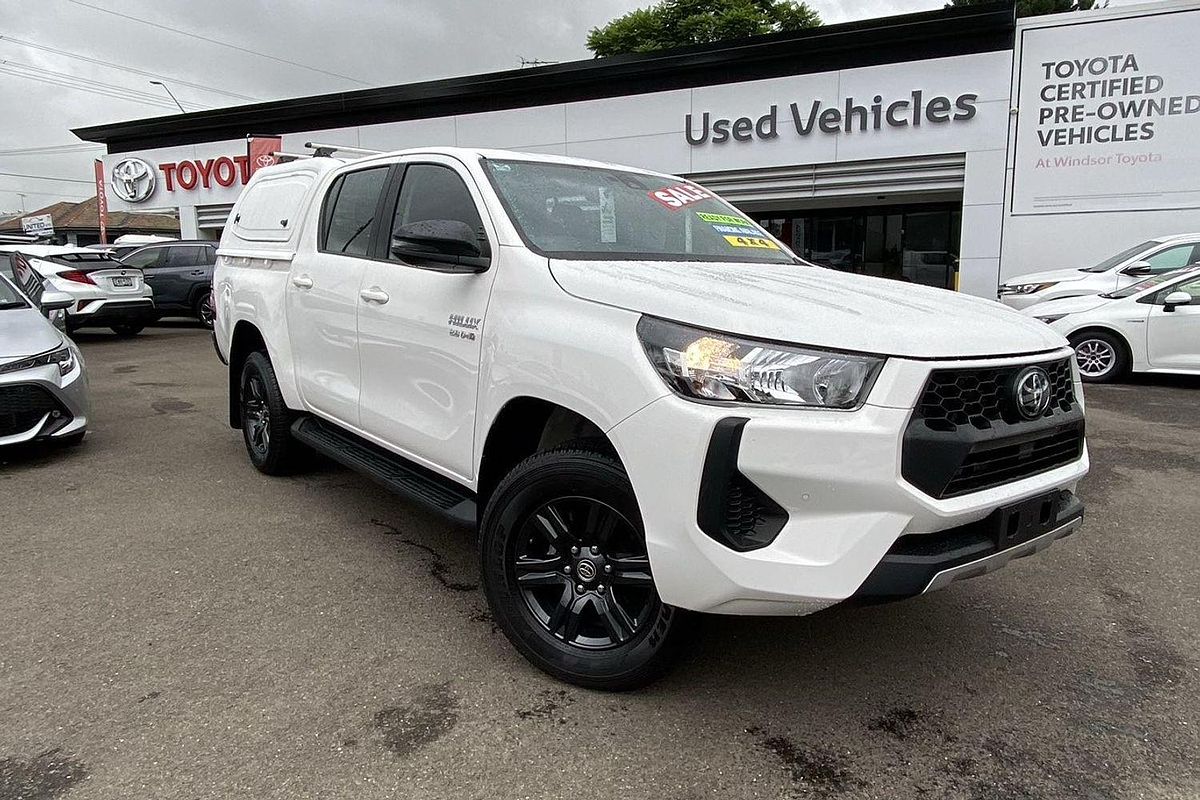 2025 Toyota Hilux SR GUN126R 4X4