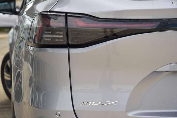 2026 Isuzu MU-X LS-T thumb-8