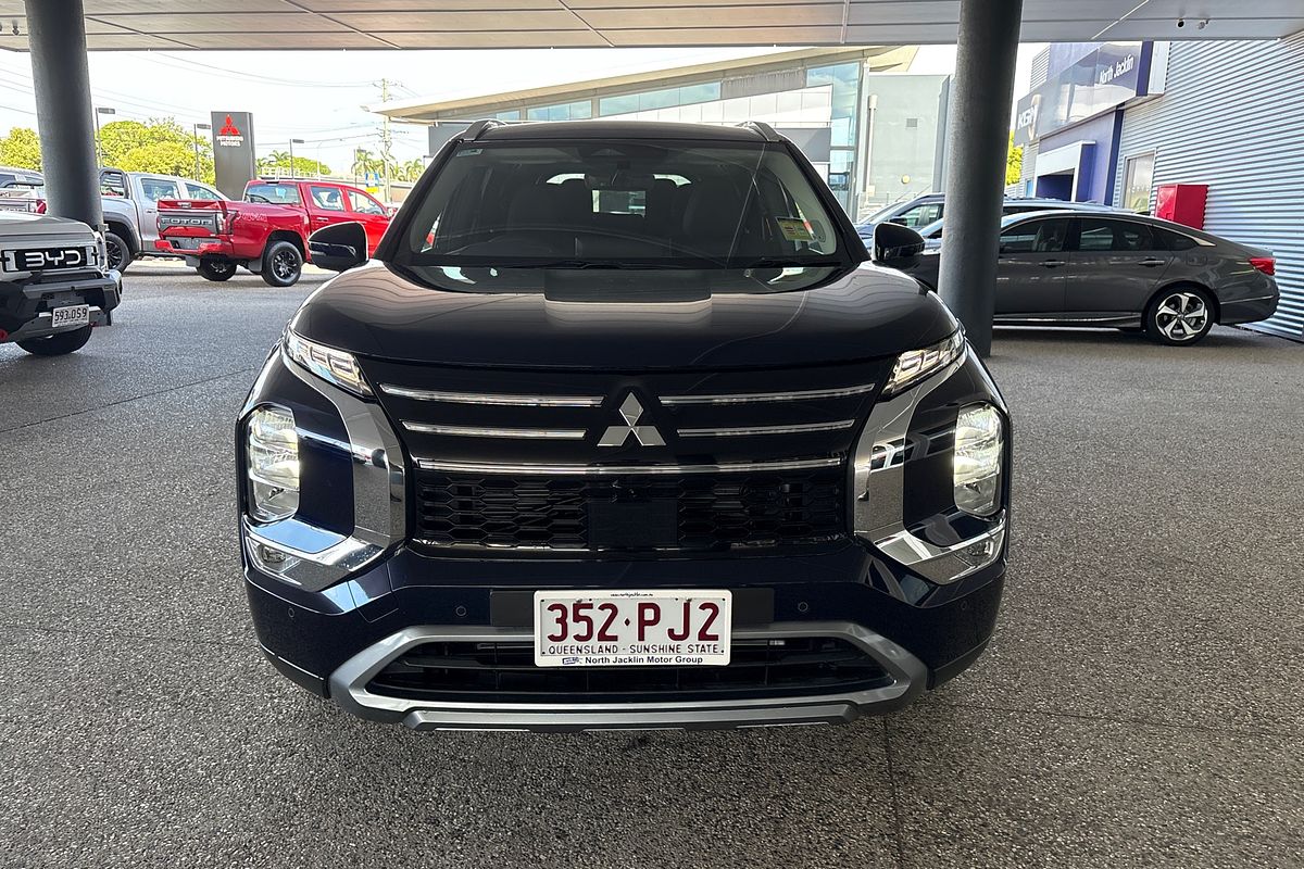 2025 Mitsubishi Outlander LS ZM