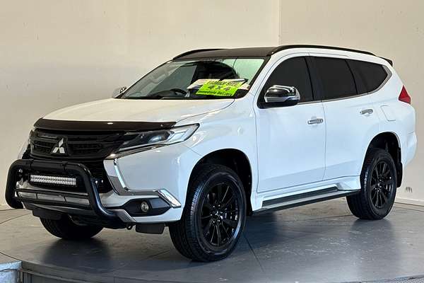 2018 Mitsubishi Pajero Sport Black Edition QE