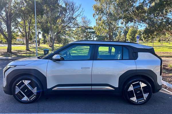 2025 Kia EV3 Earth Long Range SV thumb-6