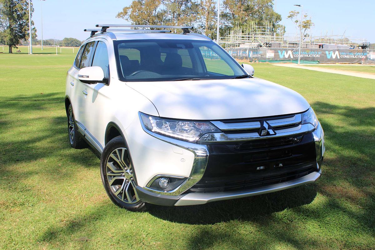 2017 MITSUBISHI OUTLANDER LS SAFETY PACK (4x4) 7 SEATS 6 SP AUTOMATIC 4D WAGON DT4 DIESEL