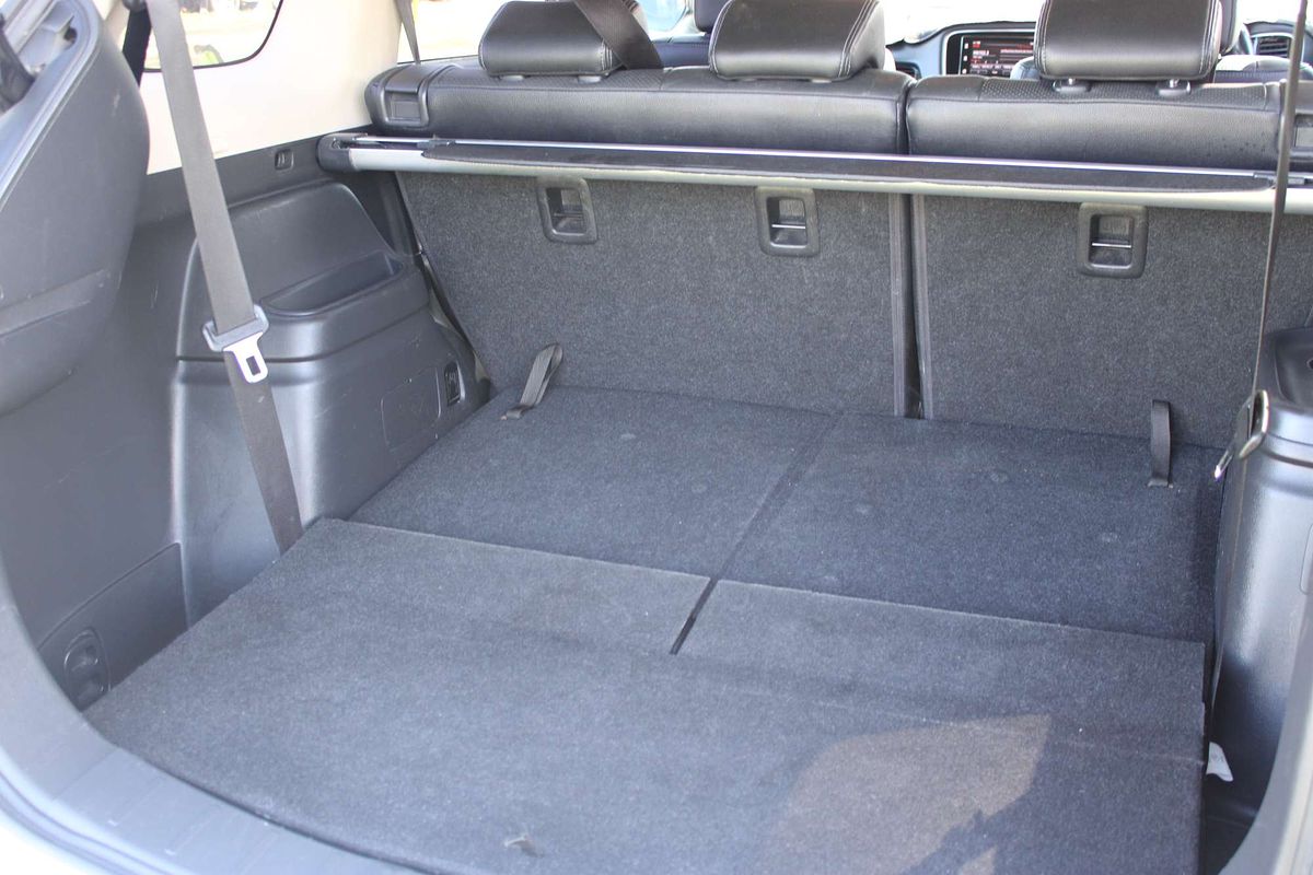 2017 MITSUBISHI OUTLANDER LS SAFETY PACK (4x4) 7 SEATS 6 SP AUTOMATIC 4D WAGON DT4 DIESEL