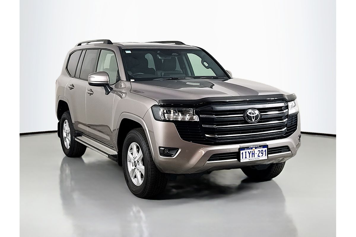 2025 Toyota Landcruiser GXL FJA300R