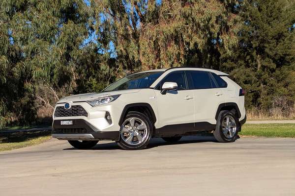 2020 Toyota RAV4 GXL AXAH52R