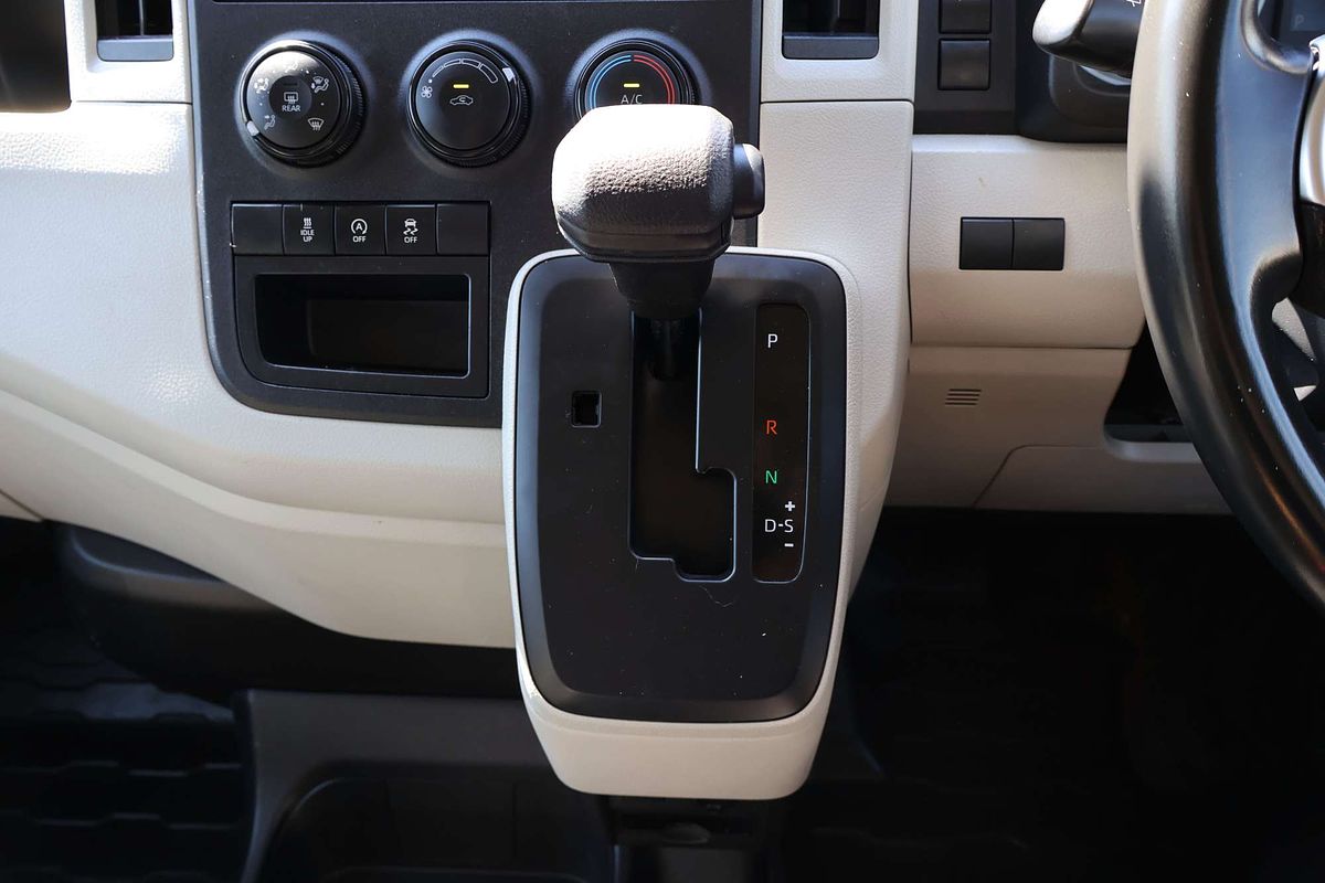 2024 Toyota Hiace GDH300R LWB