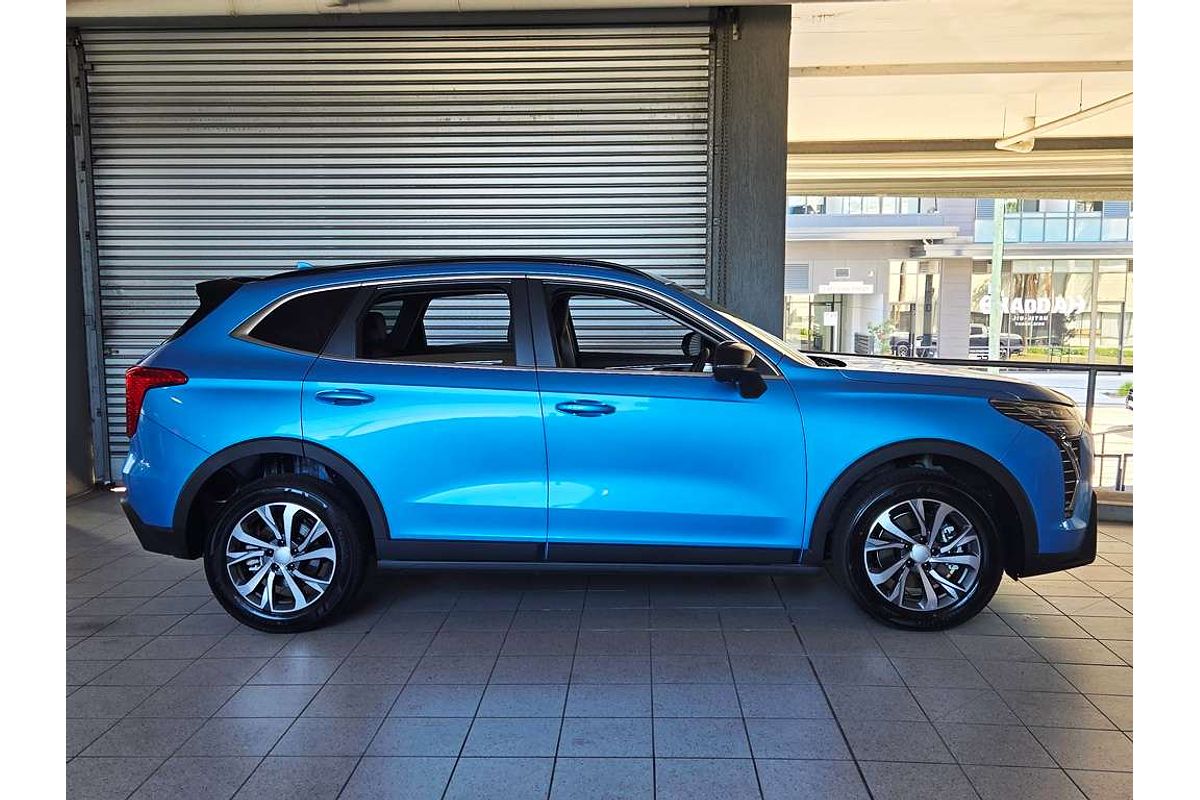 Jolion Facelift Luxury Petrol Auto 4x2