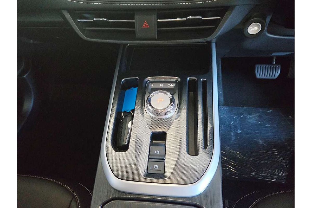 Jolion Facelift Luxury Petrol Auto 4x2