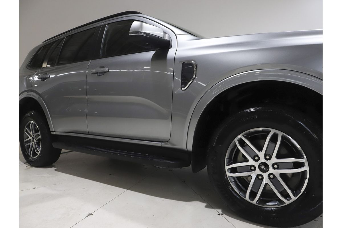 Ford Everest 2024.00 SUV TREND . 2.0L BiT DSL 10 SPD AUTO 4X4 .