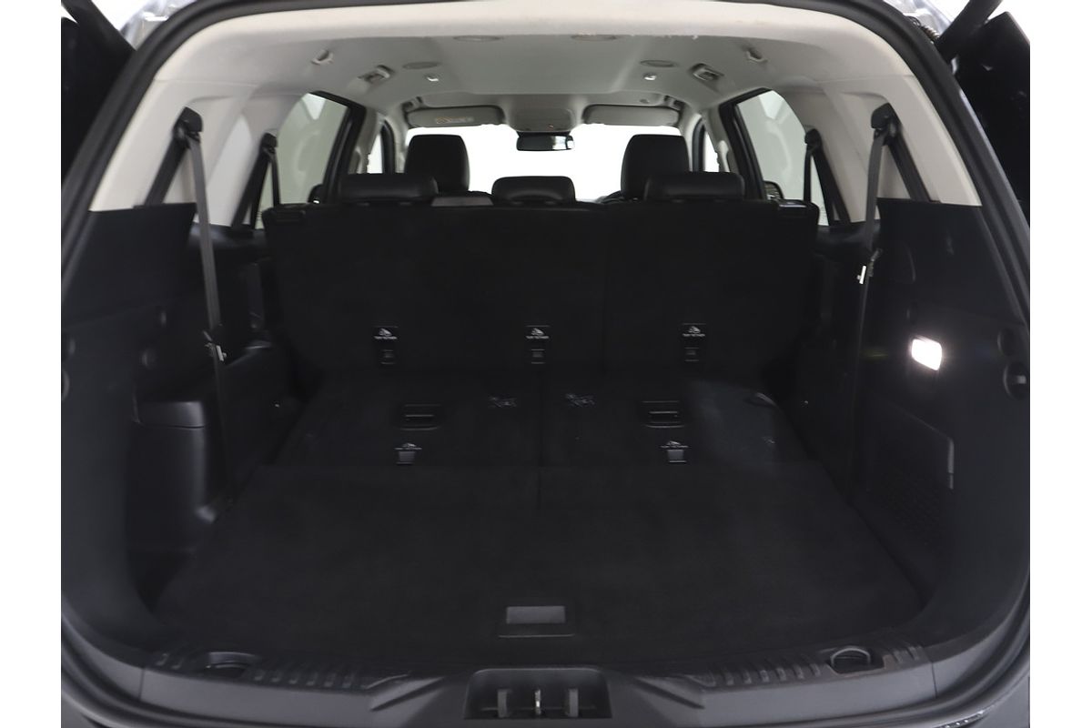 Ford Everest 2024.00 SUV TREND . 2.0L BiT DSL 10 SPD AUTO 4X4 .