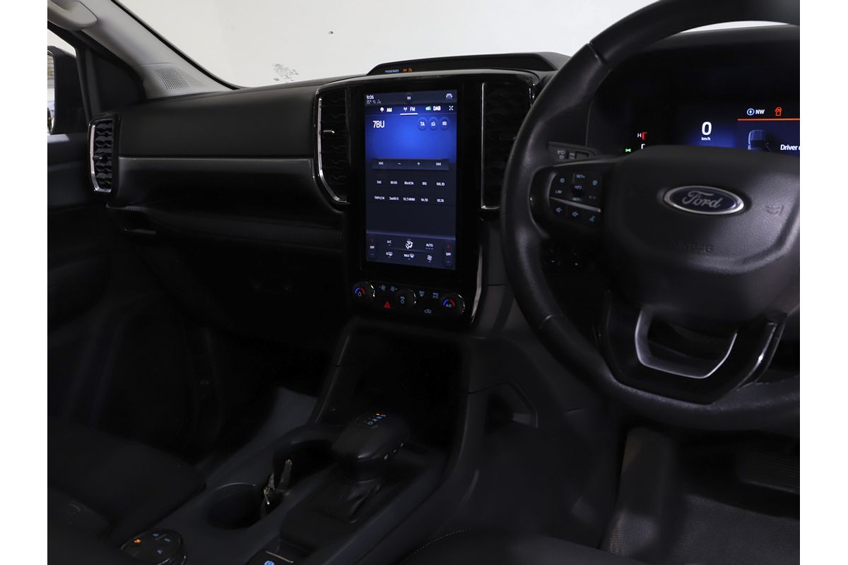 Ford Ranger 2022.00 DOUBLE CAB PICKUP XLT . 3.0L V6 10 SPD AUTO 4x4 .