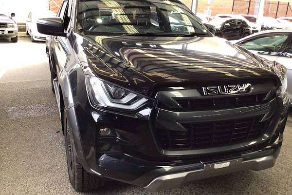2022 Isuzu D-MAX X-TERRAIN 4X4