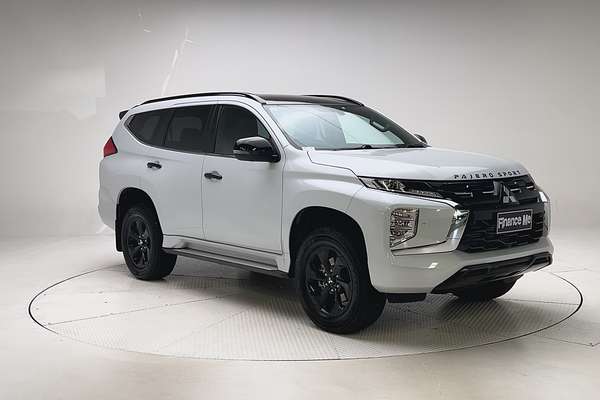 2024 Mitsubishi Pajero Sport GSR QG thumb-1