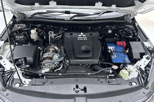 2024 Mitsubishi Pajero Sport GSR QG thumb-10