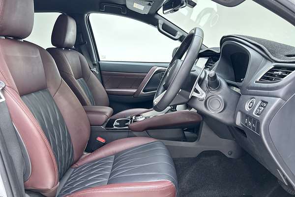 2024 Mitsubishi Pajero Sport GSR QG thumb-12