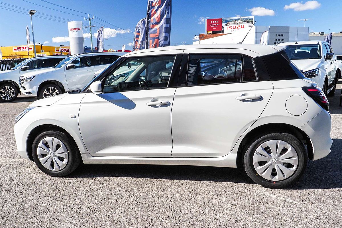 2026 Suzuki Swift Hybrid UZ