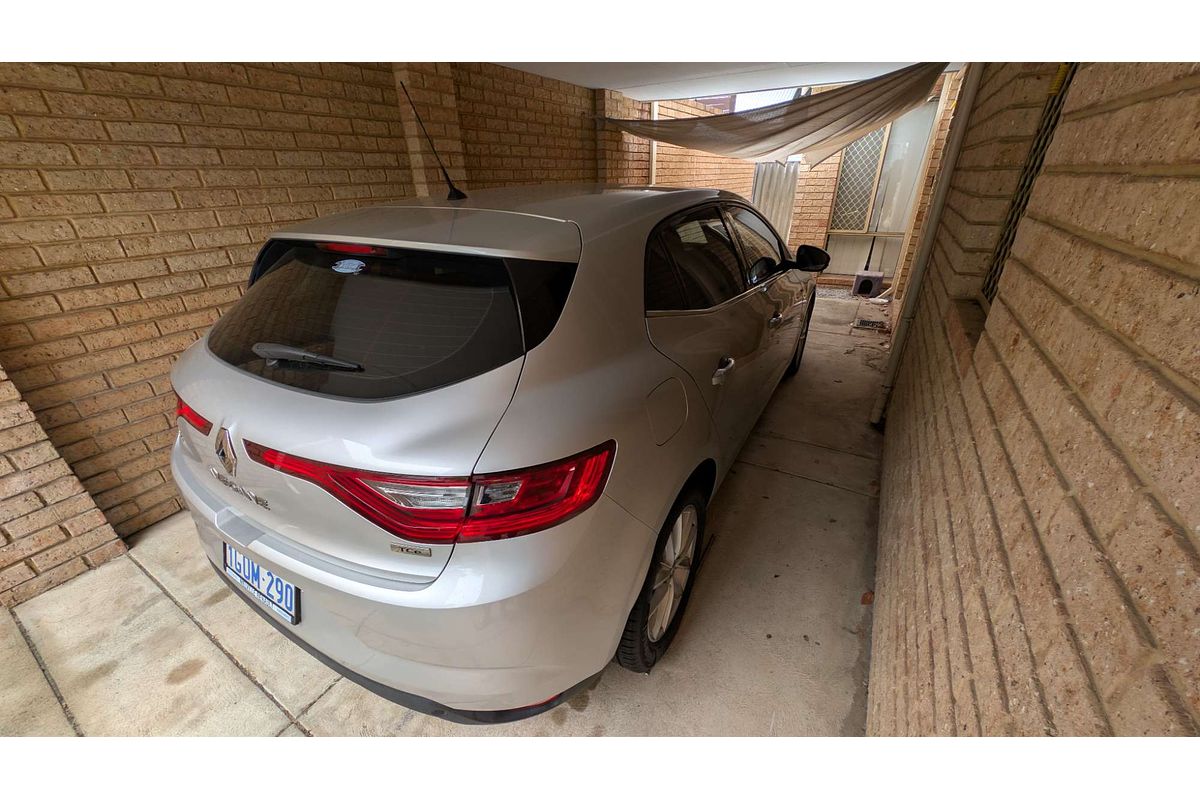 2016 Renault Megane Zen BFB