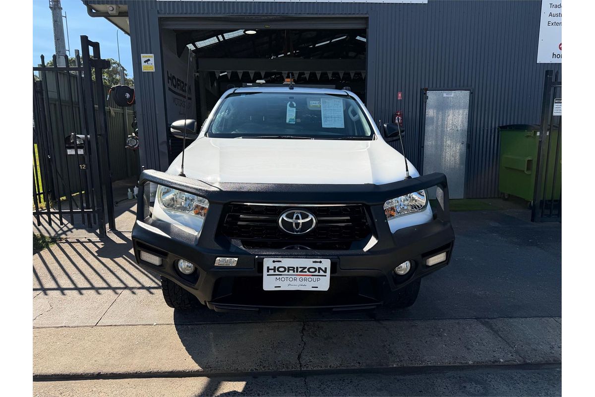 2018 Toyota Hilux SR GUN126R 4X4