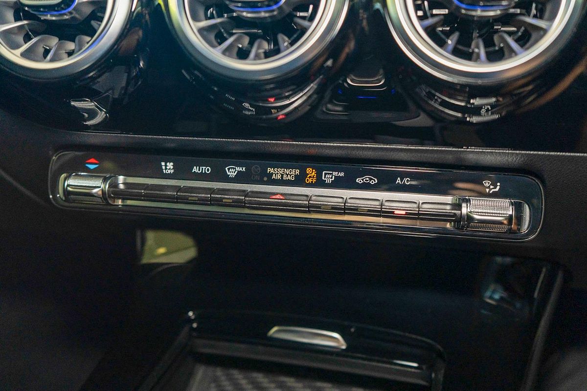 V177 805+055MY A200 Sedan 4dr DCT 7sp 1.3T