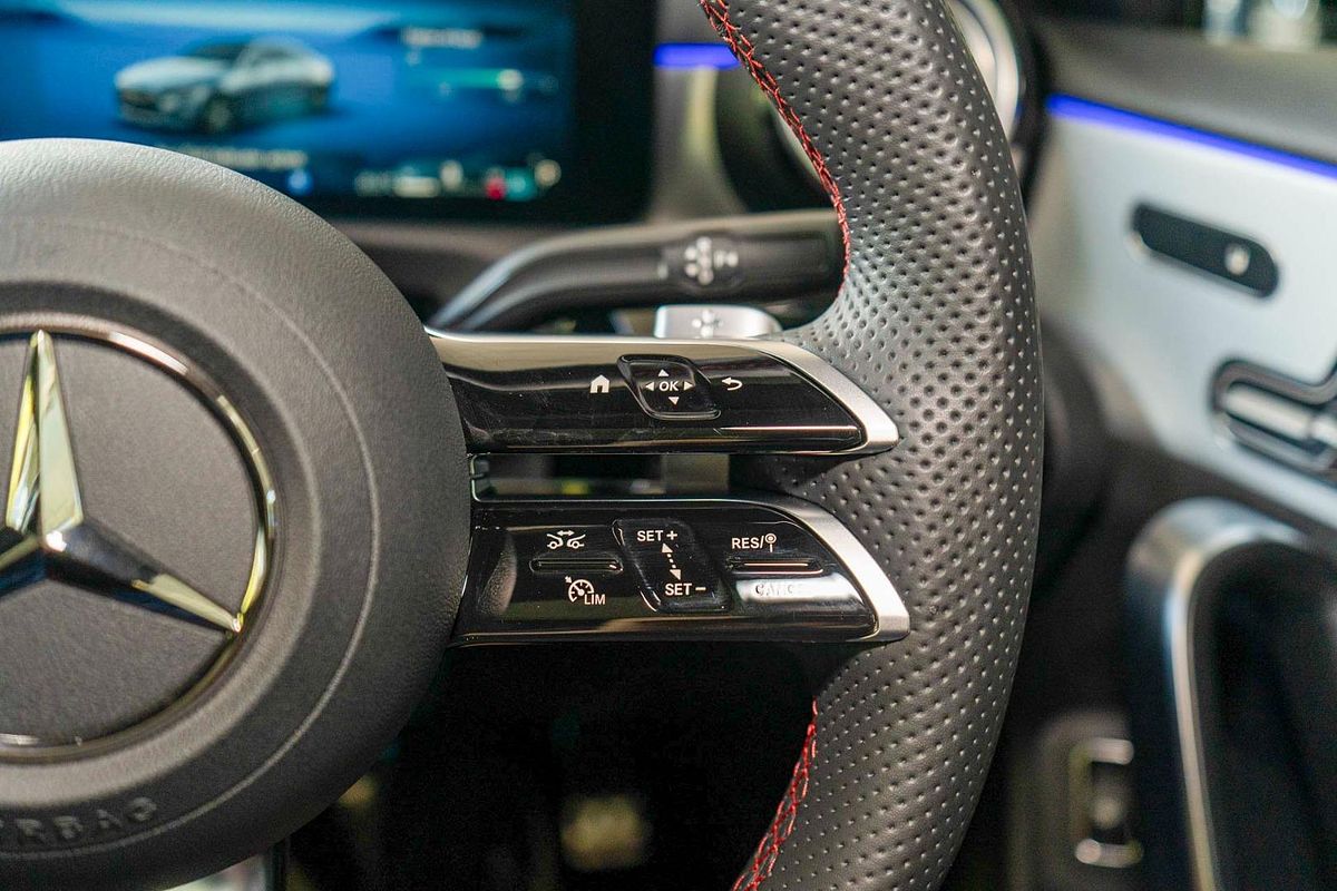 V177 805+055MY A200 Sedan 4dr DCT 7sp 1.3T