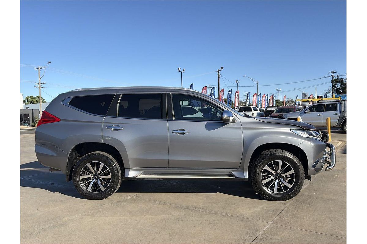 2016 Mitsubishi Pajero Sport GLX QE