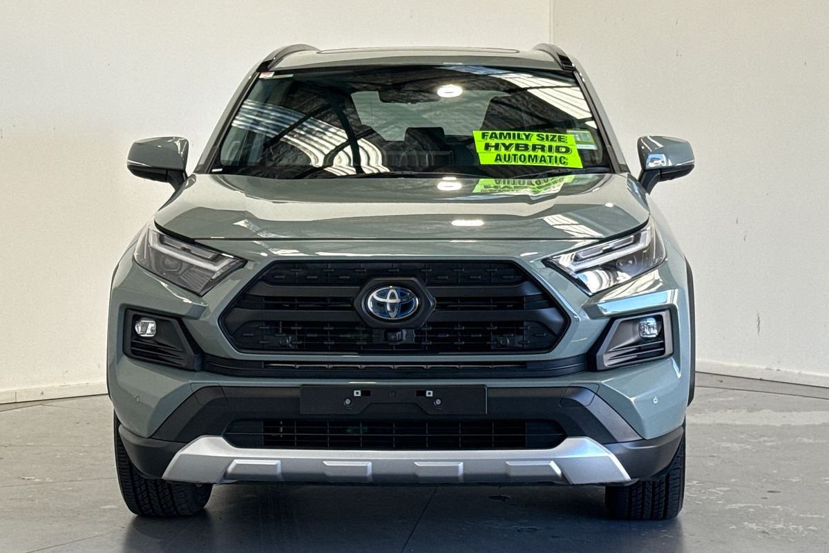 2022 Toyota RAV4 EDGE (AWD) HYBRID AXAH54R