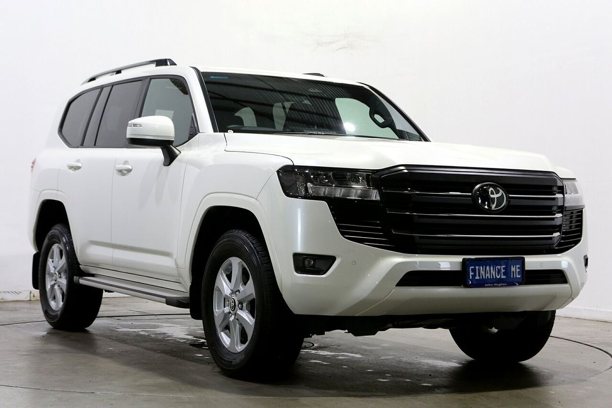 2025 Toyota Landcruiser GXL FJA300R