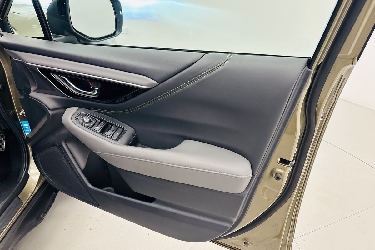 MY25 Subaru Outback Sport XT