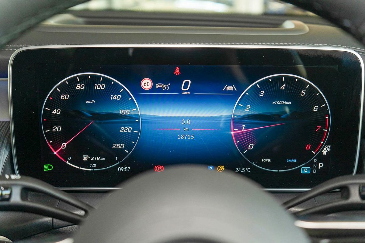 X254 805+055MY GLC300 WAG 9G 9 sp 2.0T/17kW