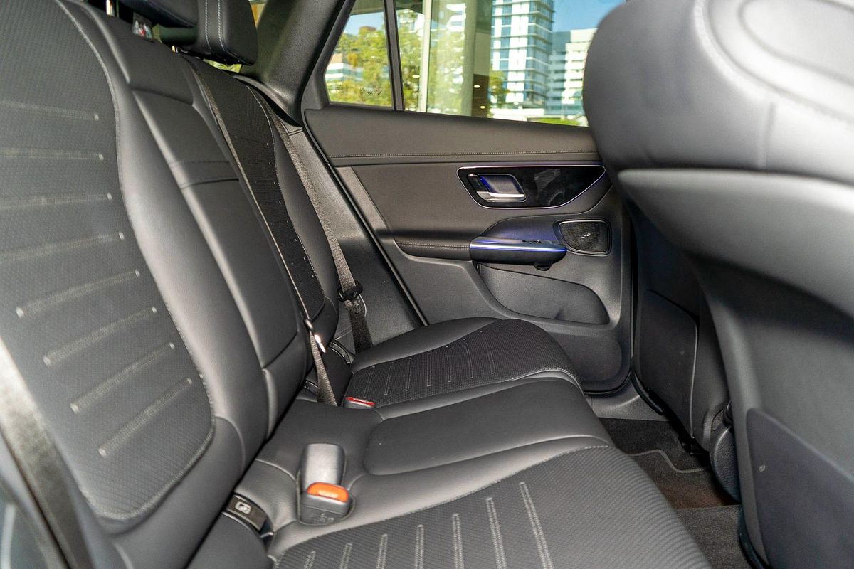 X254 805+055MY GLC300 WAG 9G 9 sp 2.0T/17kW