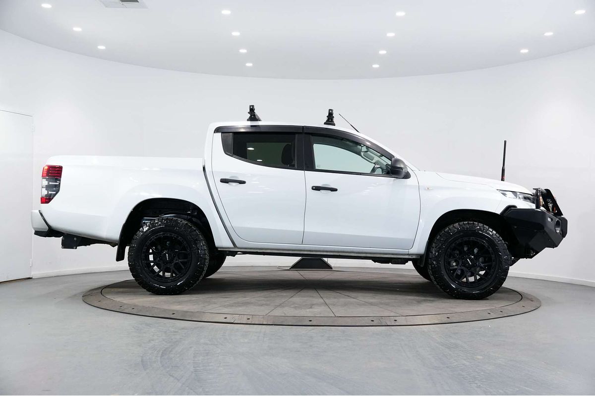2021 Mitsubishi Triton GLX-R MR 4X4