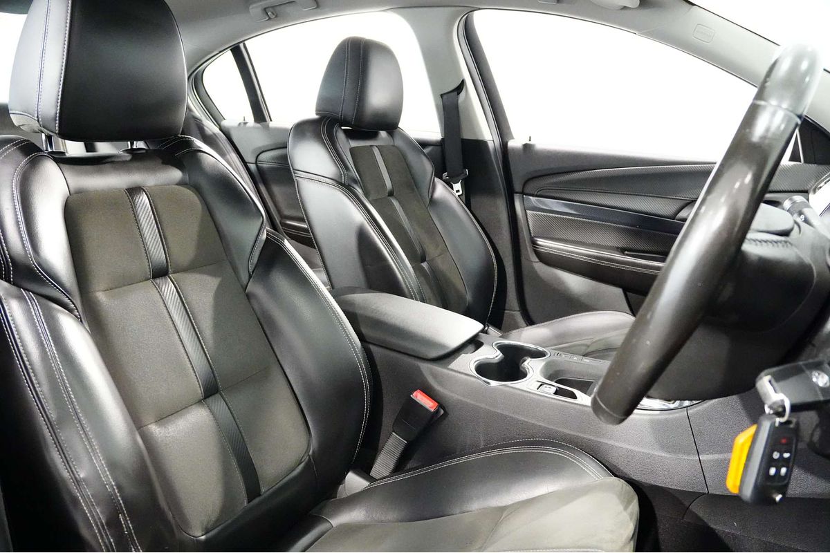 2014 Holden Commodore SV6 VF