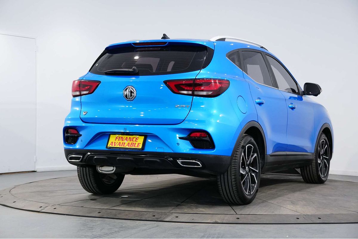 2021 MG ZST Essence