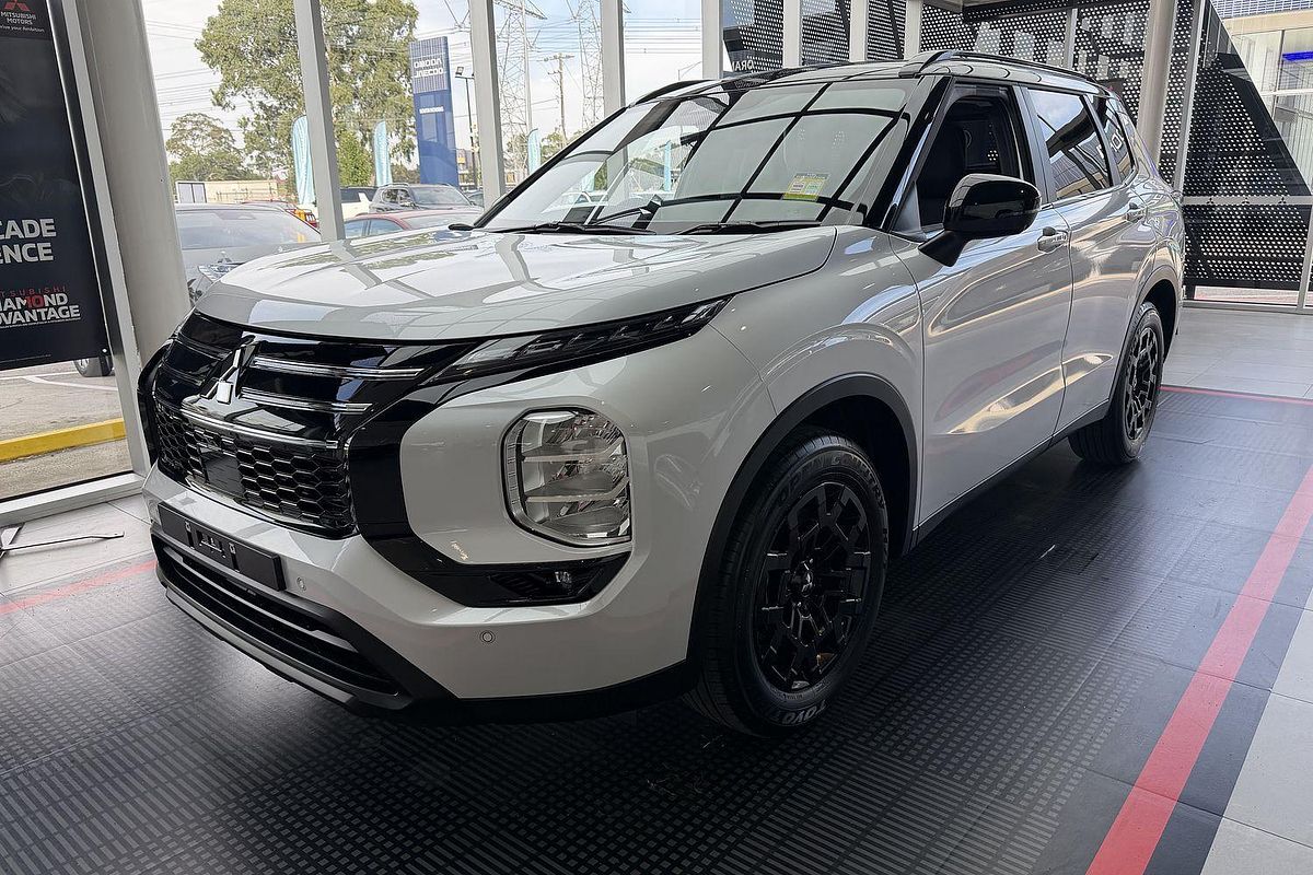 2026 Mitsubishi Outlander LS ZM