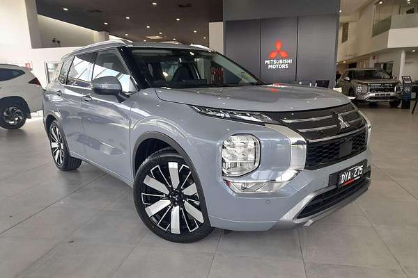 2025 Mitsubishi Outlander Exceed ZM