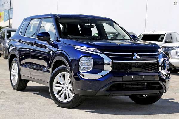 2025 Mitsubishi Outlander ES ZM