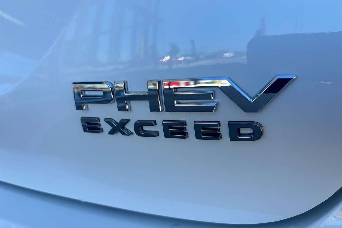2025 Mitsubishi Outlander PHEV Exceed ZM