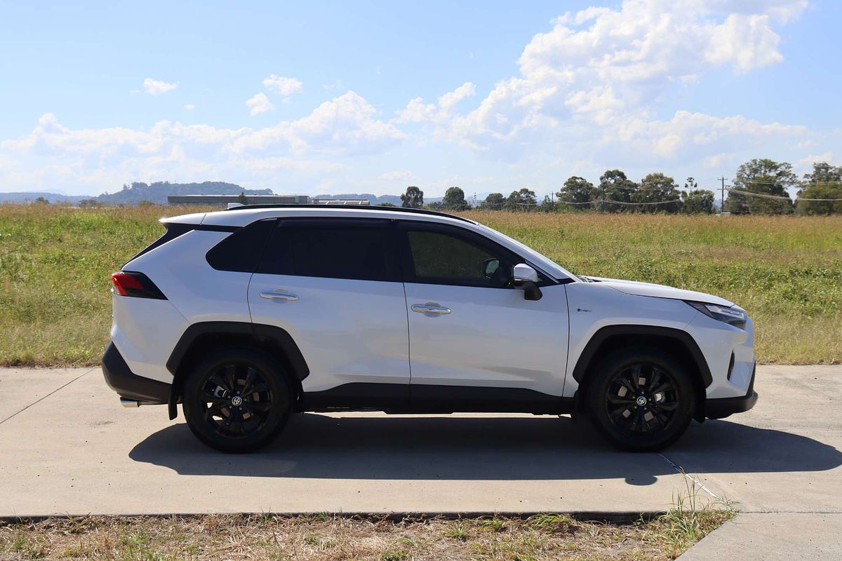 2025 Toyota RAV4 Cruiser AXAH54R