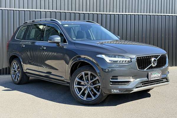 2018 Volvo XC90 D5 Momentum