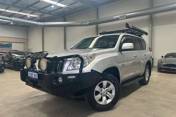 2012 Toyota Landcruiser Altitude VDJ200R
