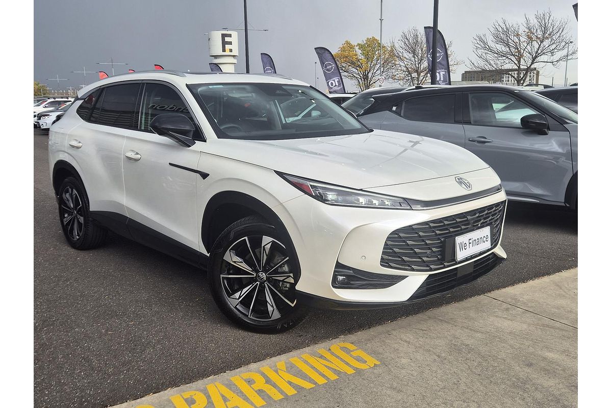 2024 MG HS Essence AS33