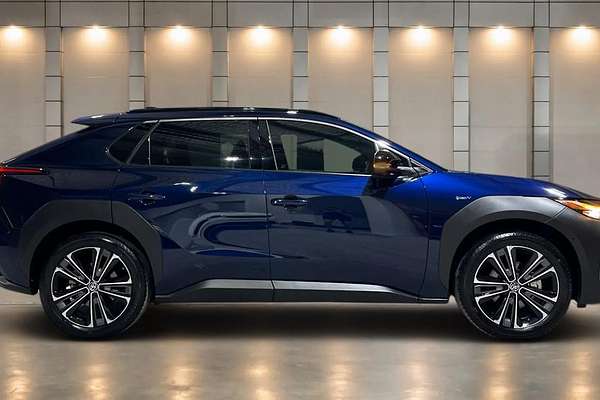 2024 Toyota bZ4X YEAM15R