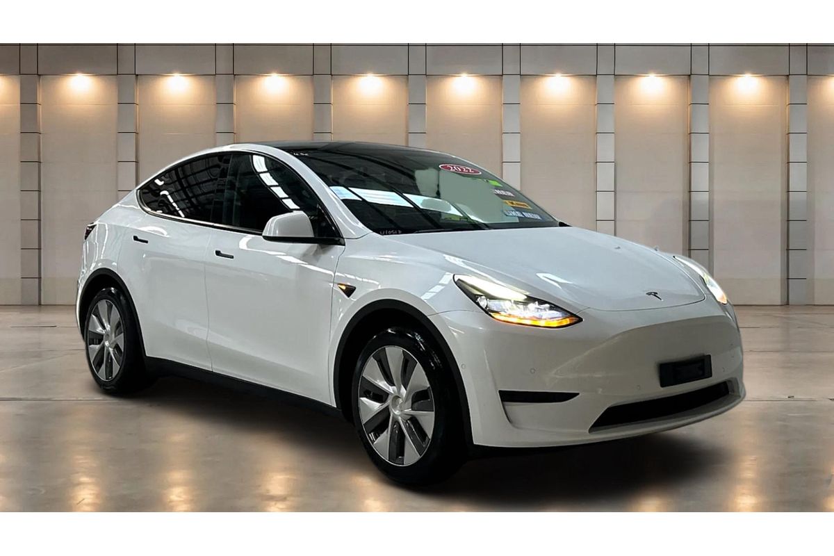 2022 Tesla Model Y Rear-Wheel Drive