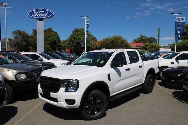 2026 Ford Everest Black Edition 2.0L