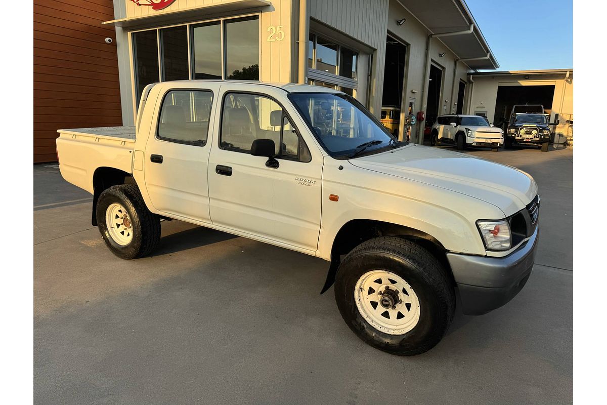2003 Toyota Hilux DUAL CAB LN167R