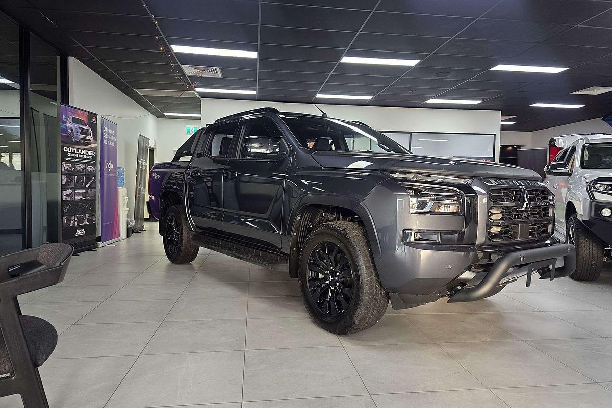 2025 Mitsubishi Triton GSR Special Edition MV 4X4